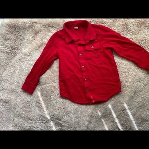 Old navy. Boys long sleeve red button down. Good condition. Size 5 boys.